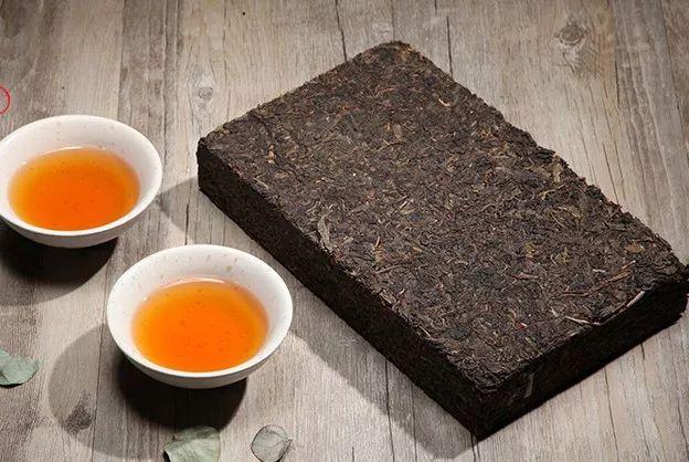 黑茶茯砖,回味甘甜,满口生津,泡法多样_砖茶