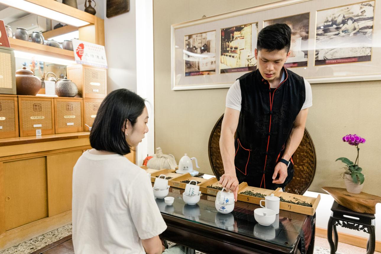 台湾でお茶ブーム到来!【台北】創業130年〈有記名茶(ヨウジミンチャ)〉でお茶の世界を体験。 | Hanako Web